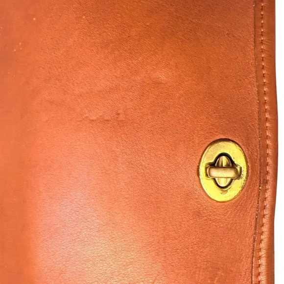 Coach English tan leather pocket purse 9755 - Picture 9 of 15